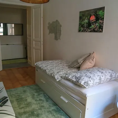 Lovely In The Heart Of Apartment